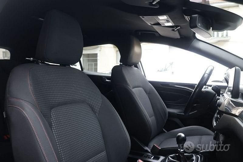 Usata Ford Focus ST-Line 120 CV (88 kW) 2021 Bianco Station wagon