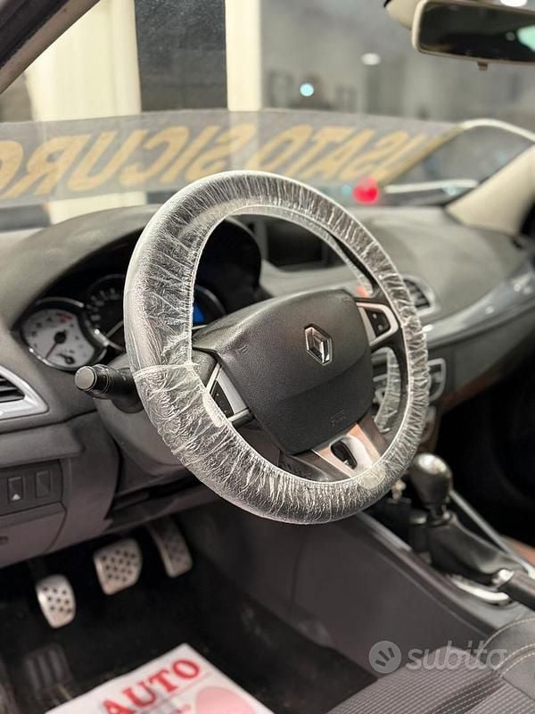 Usata Renault Mégane GT Line GT-Line 130 CV (95 kW) 2012 Nero Berlina