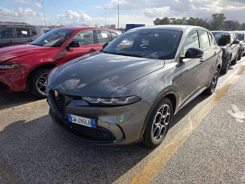 Usata Alfa Romeo Tonale Sprint 131 CV (96 kW) 2024 Grigio SUV