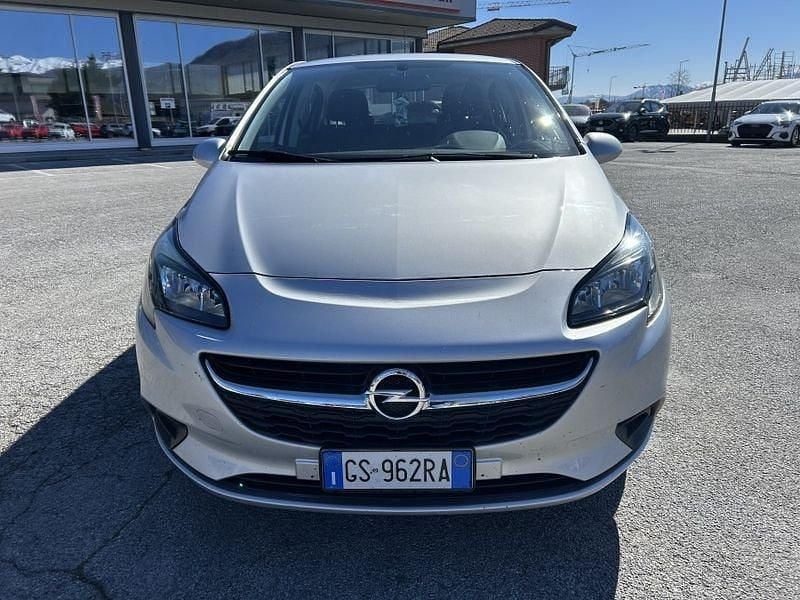 Usata Opel Corsa 90 CV (66 kW) 2019 Argento Utilitaria