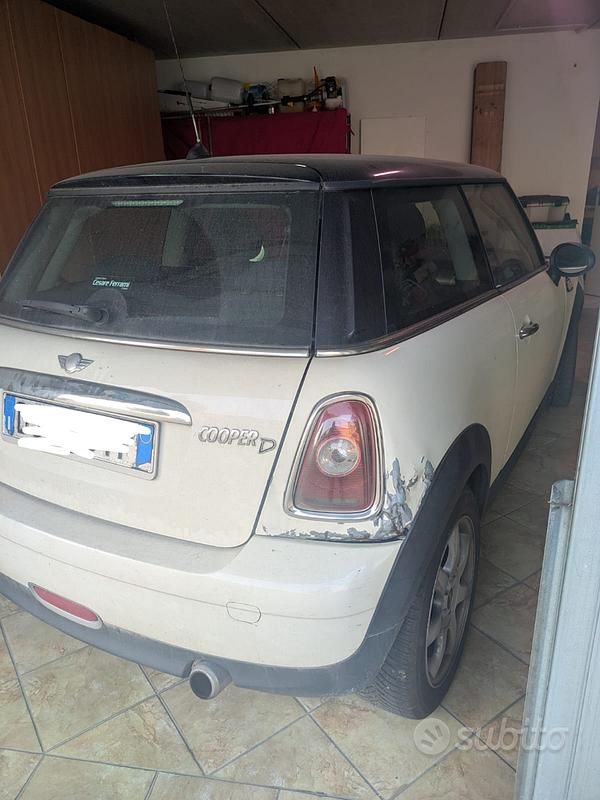 Usata 2008 Mini Cooper D Due volumi | 2000 € (Super prezzo) - Immagine 1/4