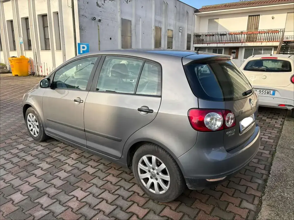 Usata VW Golf Plus Comfortline 102 CV (75 kW) 2008 Grigio Monovolume