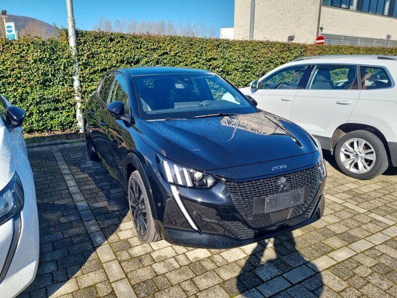 Usato 2022 Peugeot e-208 El 136 CV (26.900 €)