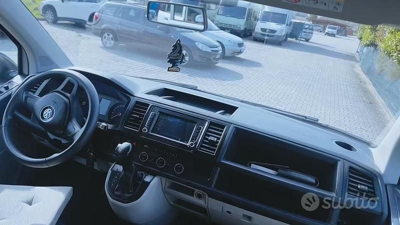 Begagnad VW Caravelle 150 HK (110 kW) 2018 Vit Van