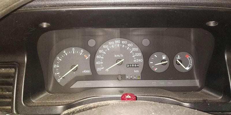 Usata Ford Escort Ghia 88 CV (64 kW) 1992 Grigio Berlina