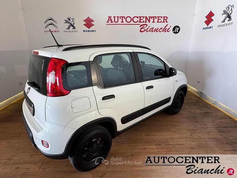 Usata Fiat Panda 4x4 S 86 CV (63 kW) 2021 Bianco Utilitaria