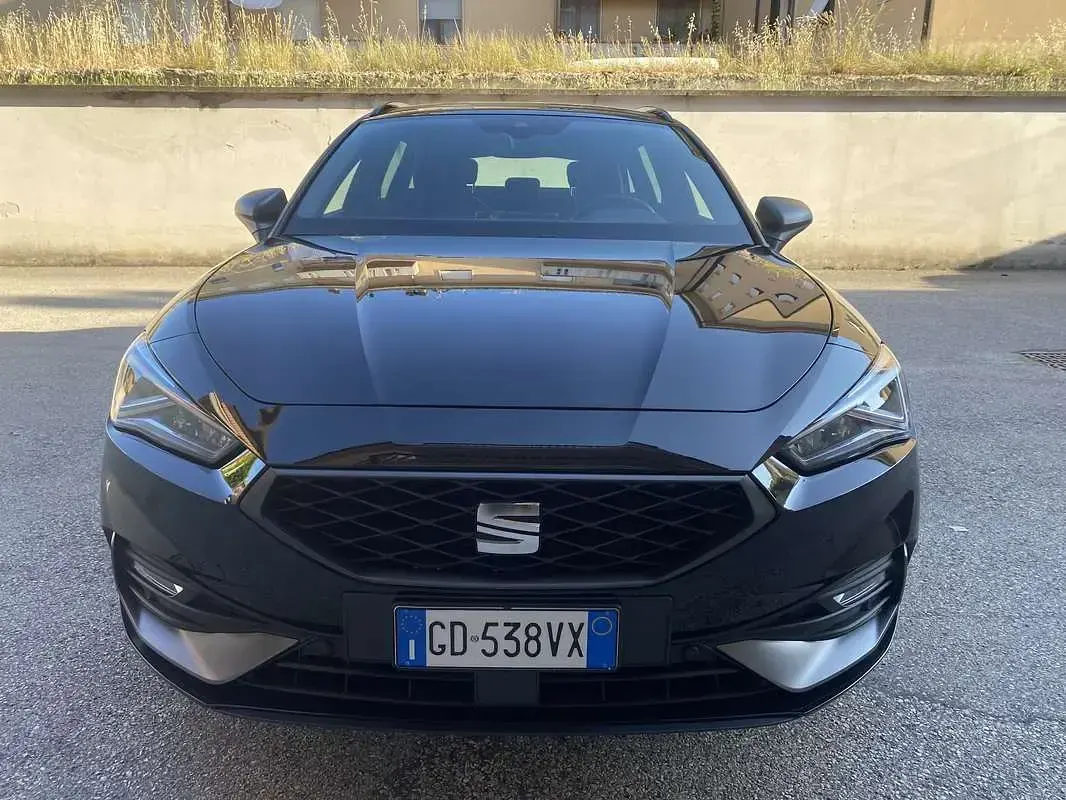 Usata Seat Leon FR 150 CV (110 kW) 2021 Nero Station wagon
