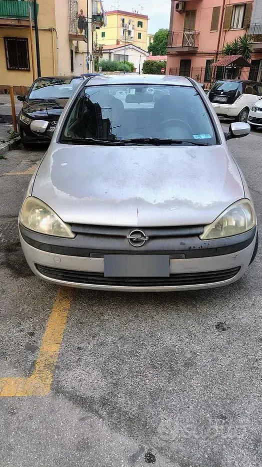 Usata Opel Corsa 58 CV (42 kW) 2002 Grigio Utilitaria
