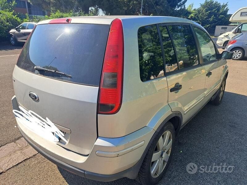 Usata Ford Fusion 2004 Grigio Berlina