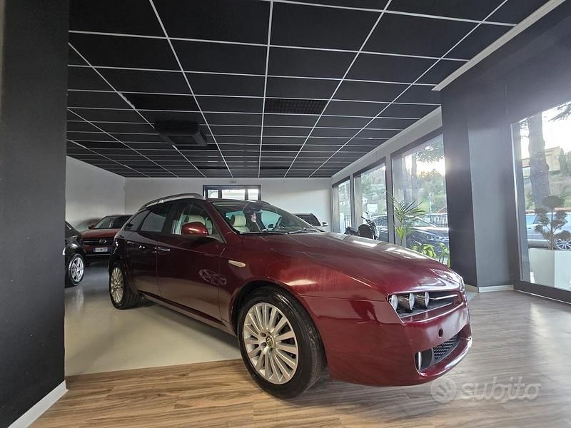 Usata Alfa Romeo 159 Exclusive 149 CV (109 kW) 2007 Rosso Station wagon