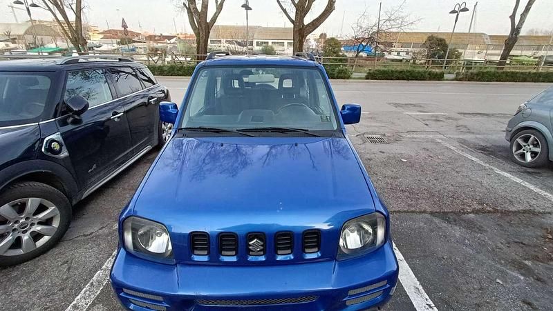 Usata Suzuki Jimny 86 CV (63 kW) 2007 Blu/azzurro SUV