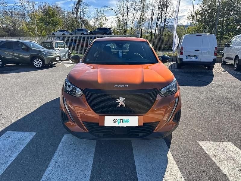 Usata Peugeot 2008 Active 102 CV (75 kW) 2022 Arancione SUV