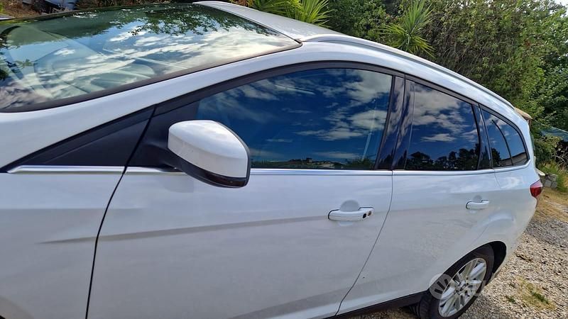 Usata Ford Focus Individual 115 CV (84 kW) 2014 Bianco Station wagon