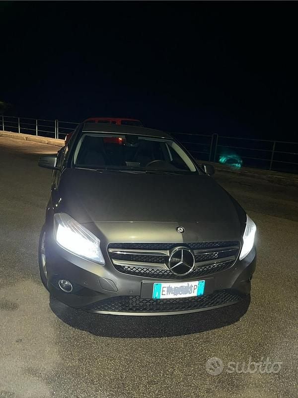 Usata Mercedes A180 2013 Grigio Berlina