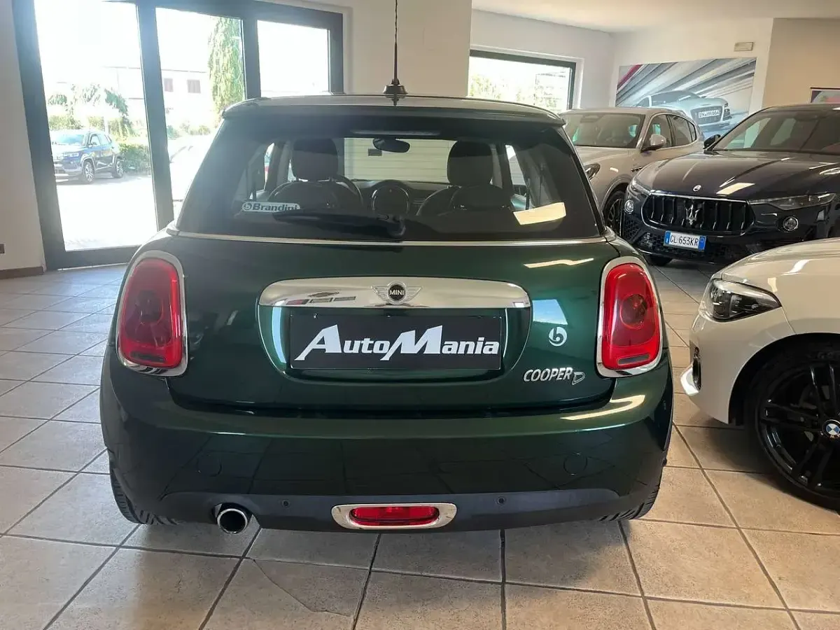 Usata Mini Cooper D Hype 116 CV (85 kW) 2016 Verde Utilitaria