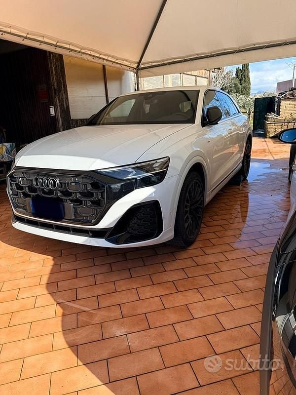 Usata Audi Q8 S-Line 286 CV (210 kW) 2025 Bianco SUV