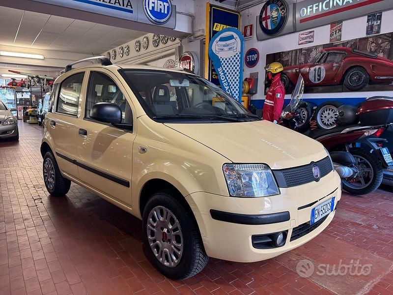 Usata Fiat Panda Classica 77 CV (56 kW) 2012 Beige Utilitaria