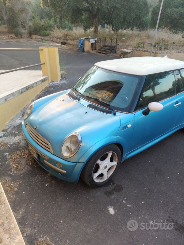 Usata Mini Cooper 75 CV (55 kW) 2005 Blu Utilitaria