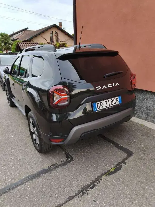 Usata Dacia Duster Journey 101 CV (74 kW) 2023 Nero SUV