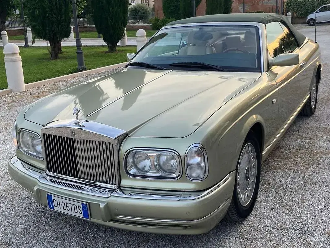 Usata Rolls Royce Corniche 329 CV (241 kW) 2002 Verde Cabrio