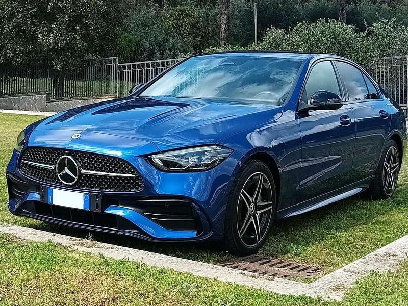 Usata Mercedes C300e AMG Line Premium 204 CV (150 kW) 2023 Blu/azzurro Berlina