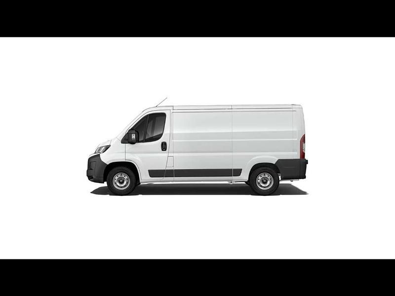Nuova Opel Movano S 140 CV (102 kW) 2025 Bianco icy pastello Furgone