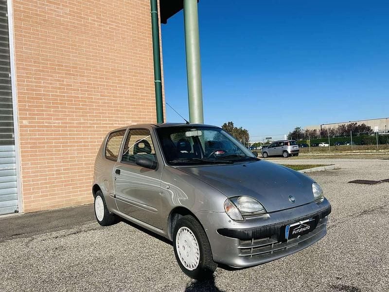 Usata Fiat Seicento S 54 CV (39 kW) 2003 Argento Utilitaria