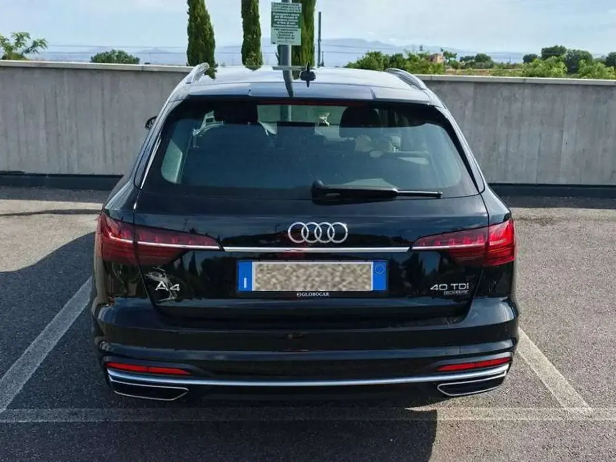 Usata Audi A4 Ambiente 204 CV (150 kW) 2022 Nero Station wagon