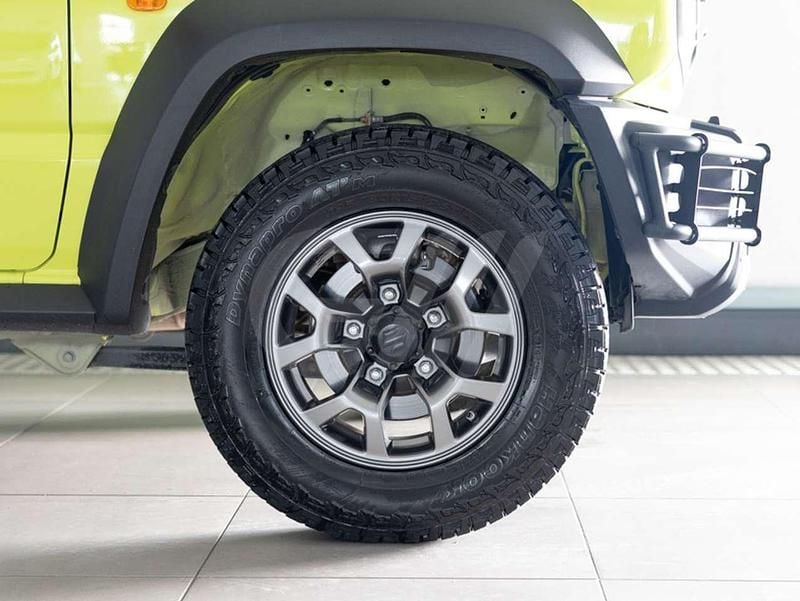 Usata Suzuki Jimny 102 CV (75 kW) 2020 Giallo kinetic SUV