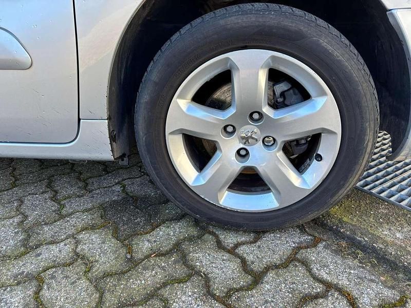 Usata Peugeot Partner Tepee Family 111 CV (81 kW) 2012 Other Monovolume