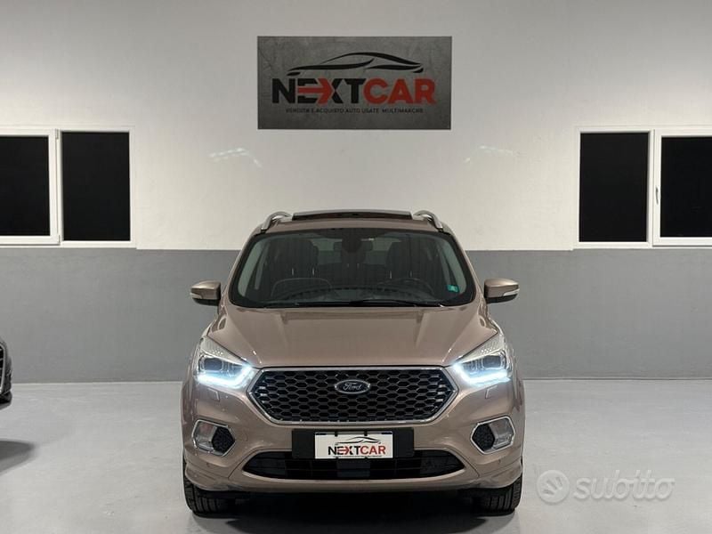 Occasion Ford Kuga Vignale 180 ch (132 kW) 2018 Marron SUV