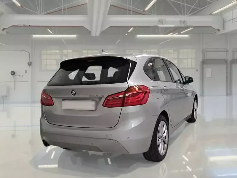 Usata BMW 225 Active Tourer iPerformance 135 CV (99 kW) 2021 Monovolume