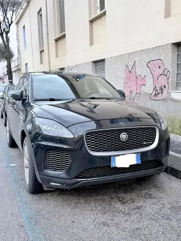 Usata Jaguar E-Pace R-Dynamic 200 CV (147 kW) 2019 Nero SUV