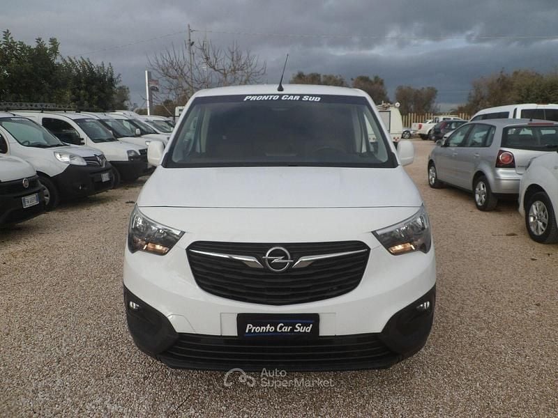 Usata Opel Combo 101 CV (74 kW) 2021 Bianco Monovolume