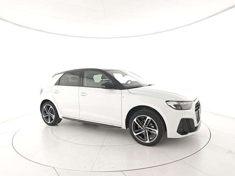 Nuova Audi A1 Design 116 CV (85 kW) 2025 Bianco SUV