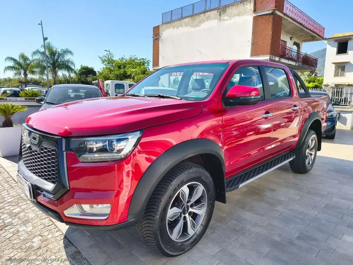 Usata EVO Cross 4 139 CV (102 kW) 2023 Rosso Pick-up