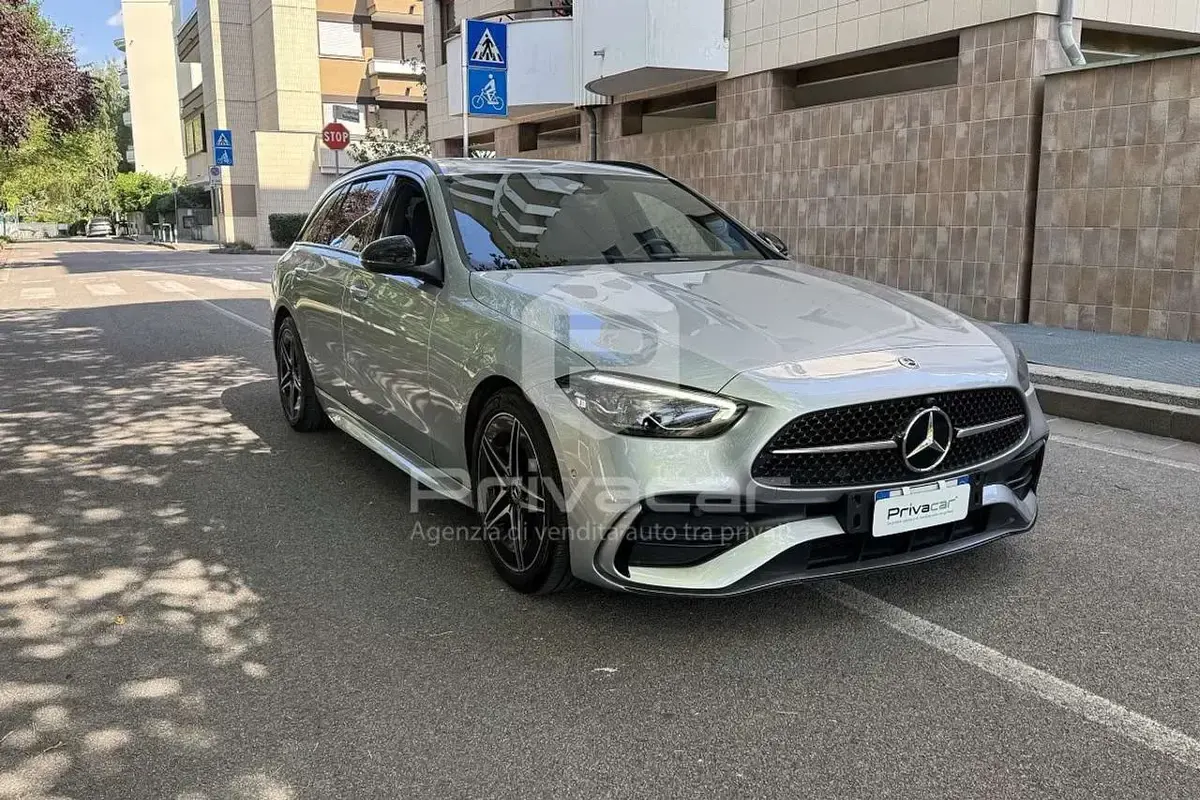 Usata Mercedes C300 Premium 265 CV (194 kW) 2022 Grigio Station wagon