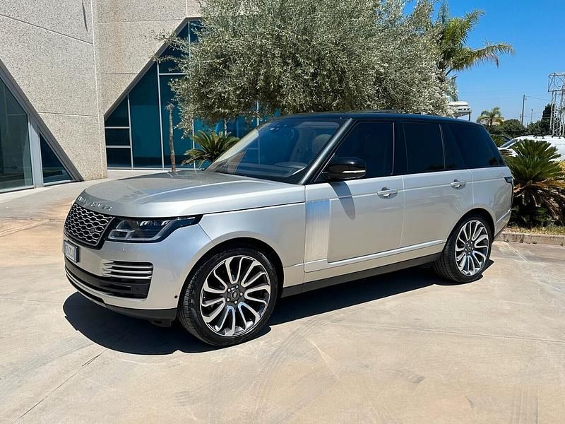 Argento Usata 2020 Land Rover Range Rover Vogue SUV | 51.900 € (Buon prezzo) - Immagine 1/4