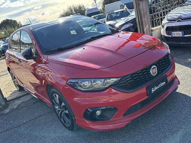 Usata Fiat Tipo Sport 120 CV (88 kW) 2020 Rosso Berlina