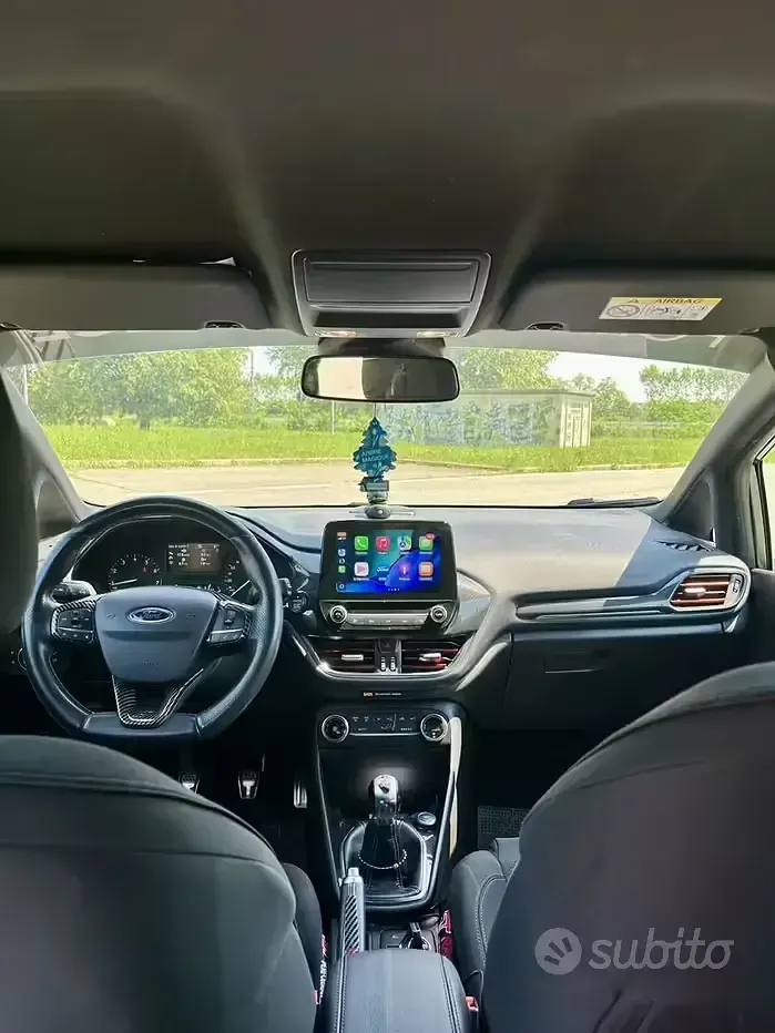 Usata Ford Fiesta ST-Line 86 CV (63 kW) 2018 Grigio Utilitaria