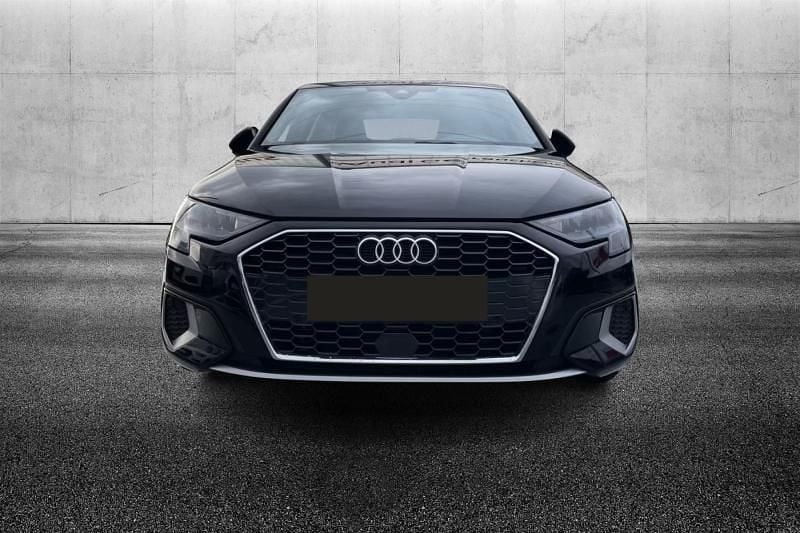 Usata Audi A3 e-tron Design 204 CV (150 kW) 2022 Nero metallizzato Utilitaria