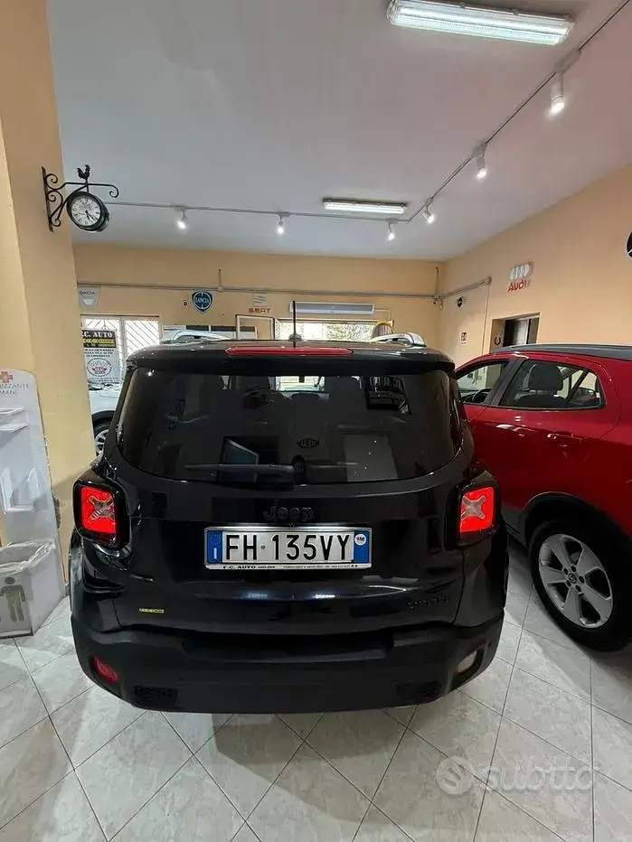 Usata Jeep Renegade Limited 120 CV (88 kW) 2017 Nero SUV