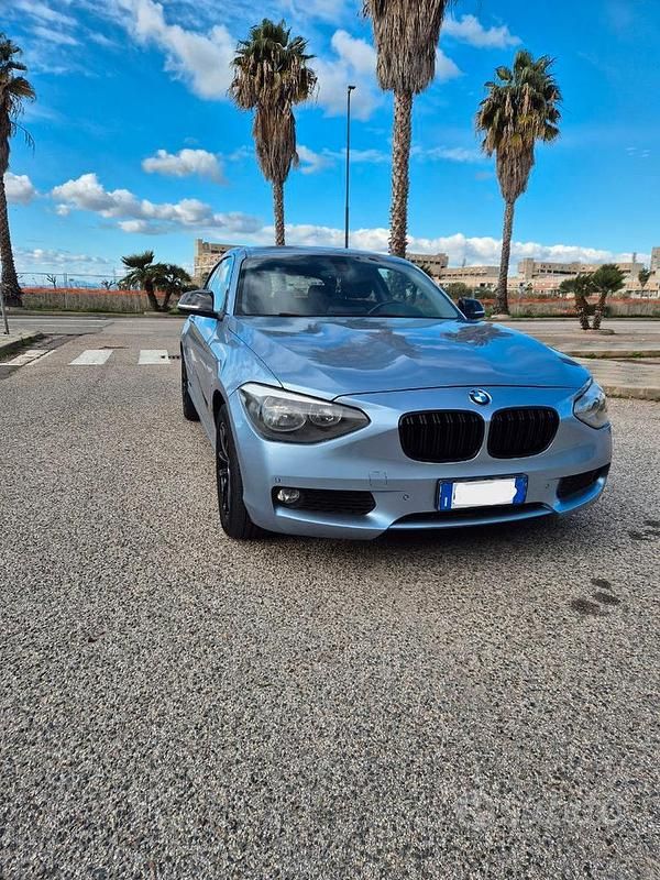 Usata BMW 118 Efficient Dynamics 143 CV (105 kW) 2013 Blu Utilitaria
