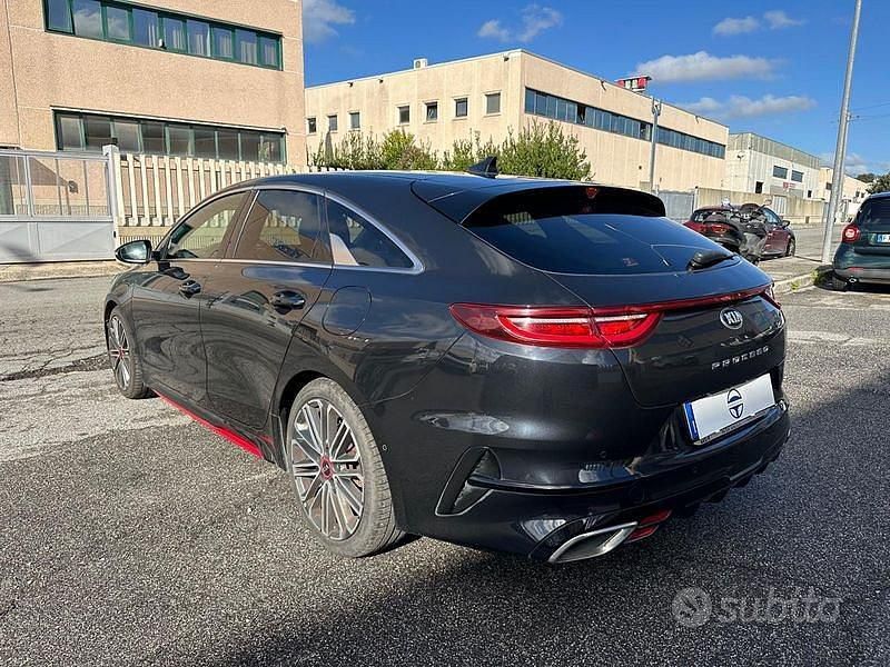 Usata Kia ProCeed GT 204 CV (150 kW) 2019 Nero Station wagon