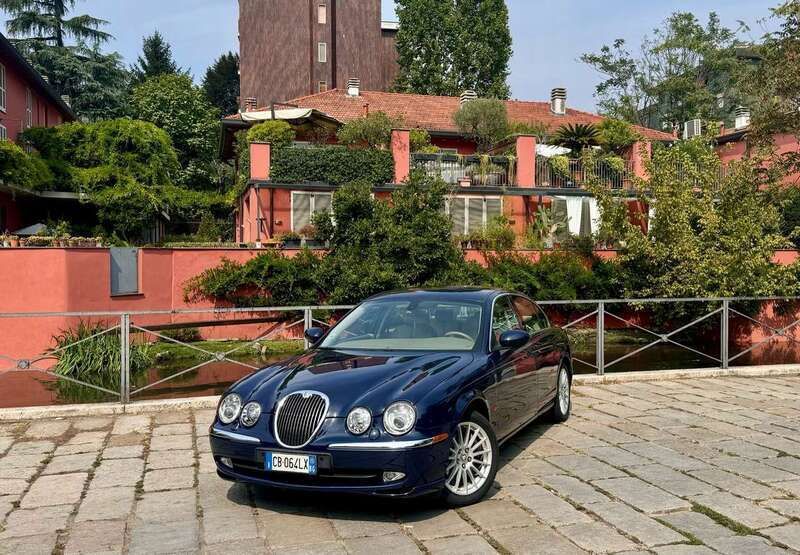 Usata Jaguar S-Type S 238 CV (175 kW) 2002 Blu/azzurro Berlina