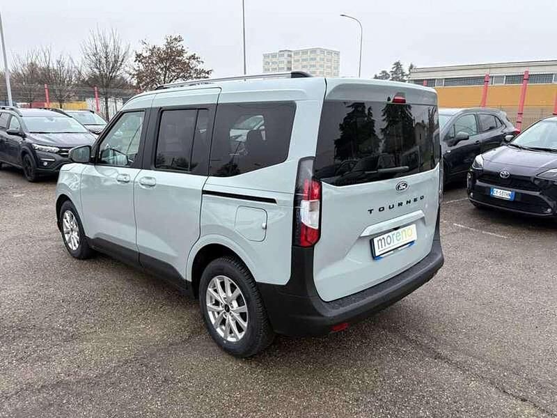 Usata Ford Tourneo Courier Titanium 126 CV (92 kW) 2024 Grigio Monovolume
