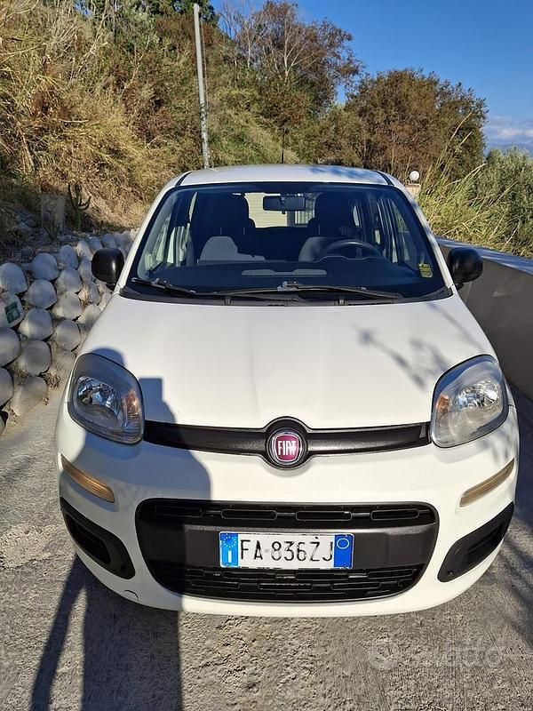 Usata Fiat Panda 80 CV (58 kW) 2016 Bianco Utilitaria