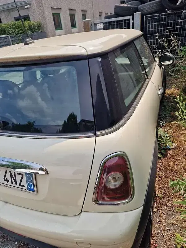 Usata Mini ONE 95 CV (69 kW) 2009 Utilitaria
