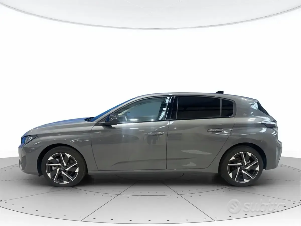 Usata Peugeot 308 Allure 136 CV (100 kW) 2025 Grigio Berlina