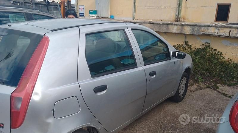 Usata Fiat Punto 2006 Grigio Utilitaria